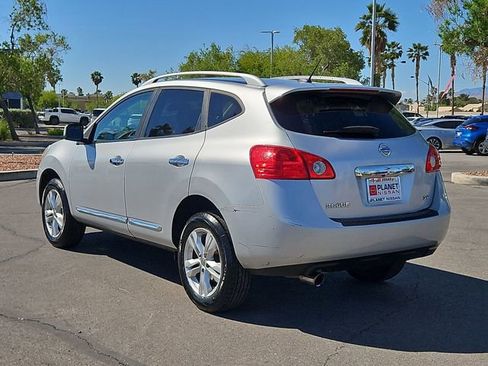 Used 2013 Nissan Rogue SV w/ Premium Pkg FWD image 8
