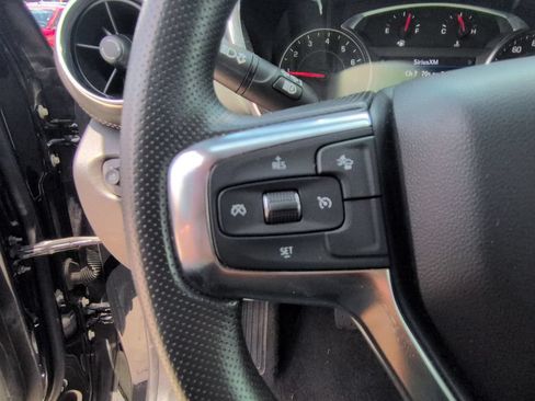 Used 2025 Chevrolet Blazer LT AWD/4WD image 20