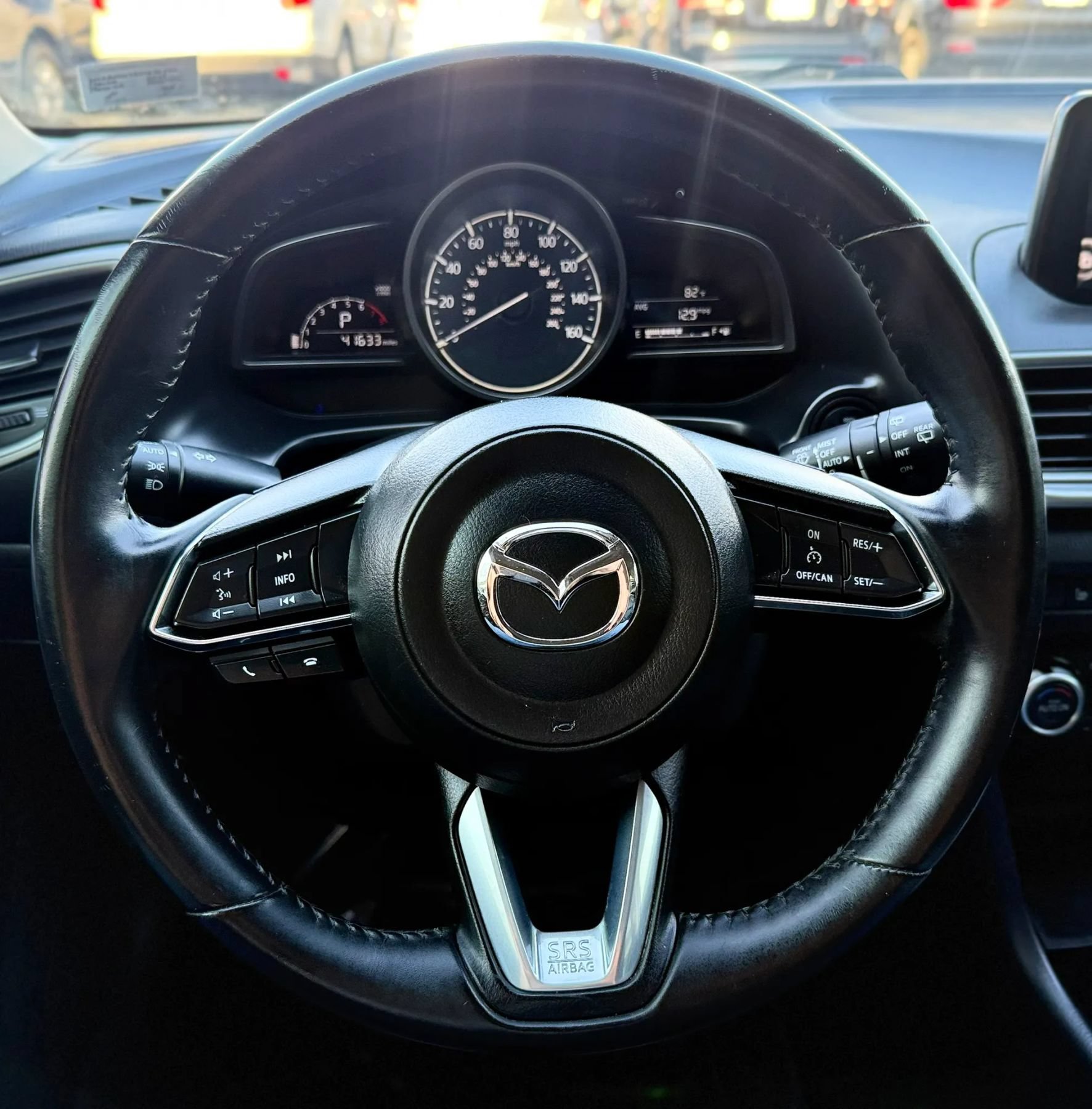 Used 2018 MAZDA MAZDA3 Touring FWD image 12