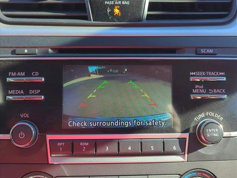 Used 2017 Nissan Altima 2.5 SR image 14