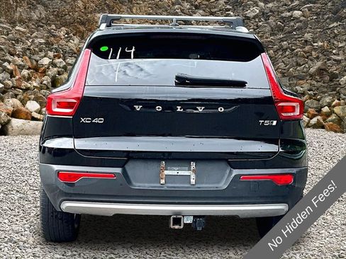 Used 2020 Volvo XC40 T5 Momentum w/ Protection Package Premier AWD/4WD image 4