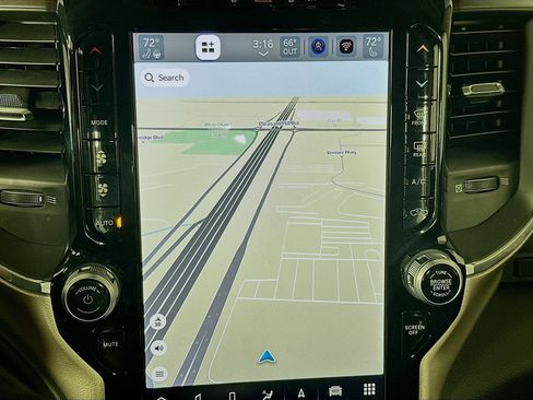 Used 2024 RAM 2500 Laramie image 22