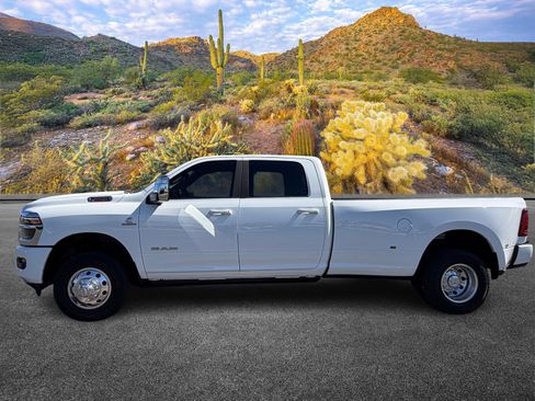 Used 2026 RAM 3500 Laramie w/ Max Tow Package image 7