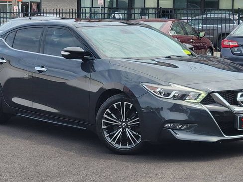 Used 2017 Nissan Maxima Platinum FWD image 4