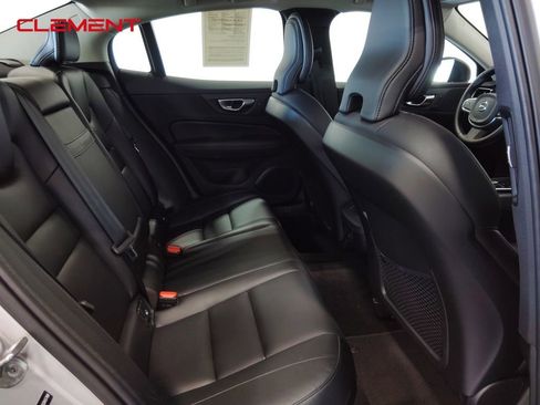 Used 2025 Volvo S60 B5 Core image 33