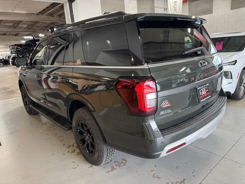 Used 2022 Ford Expedition Timberline image 7