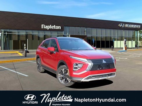 Used 2024 Mitsubishi Eclipse Cross SE image 1