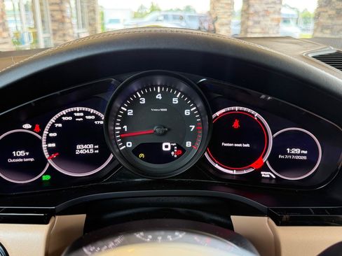 Used 2021 Porsche Cayenne Coupe AWD/4WD image 23