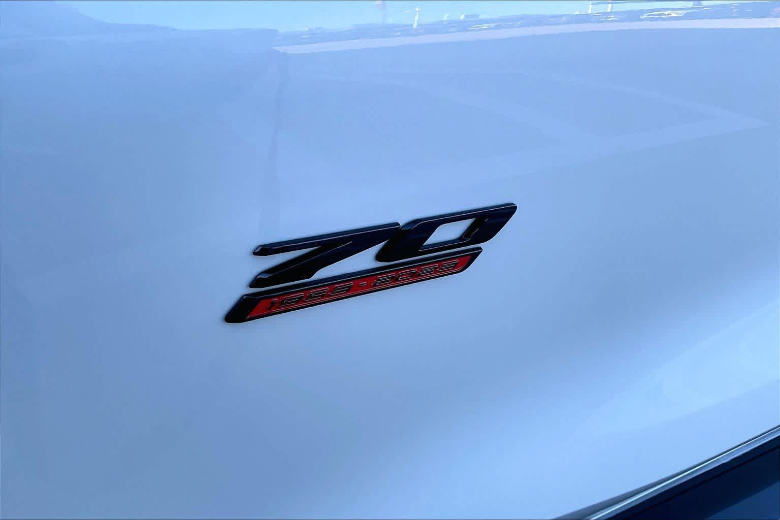 Used 2023 Chevrolet Corvette Stingray Premium Conv w/ Z51 Performance Package RWD image 11