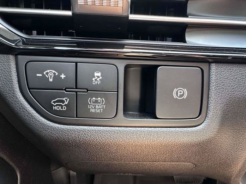 Used 2026 Kia Sportage EX AWD/4WD image 17