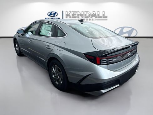 New 2026 Hyundai Sonata SE FWD image 4