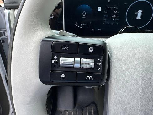 Used 2025 Hyundai Santa Fe Calligraphy AWD/4WD image 18