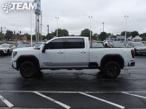 Certified 2025 GMC Sierra 2500 AT4 w/ AT4 Premium Plus Package AWD/4WD image 7