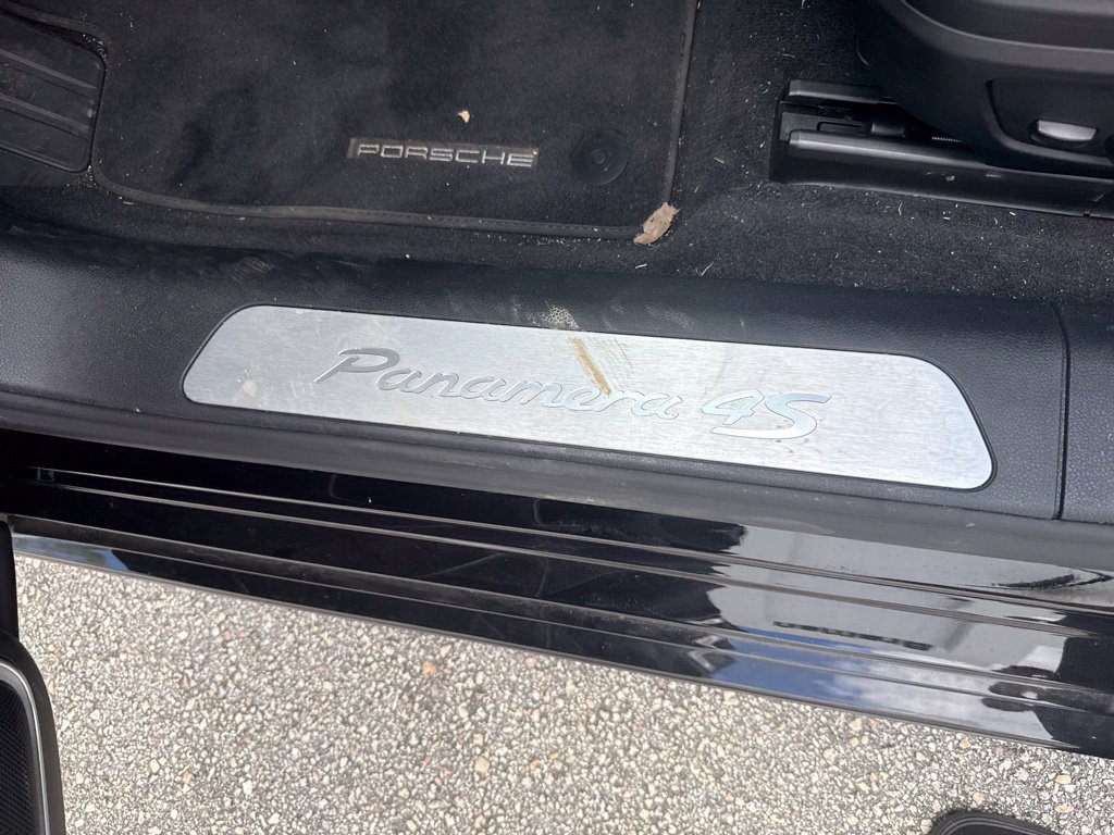 Certified 2023 Porsche Panamera 4S AWD/4WD image 4