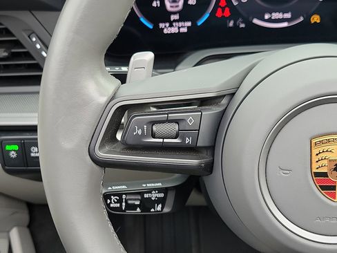 Certified 2025 Porsche 911 Carrera image 13