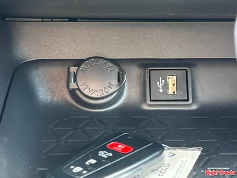 Certified 2024 Toyota RAV4 SE w/ Convenience Package AWD/4WD image 27