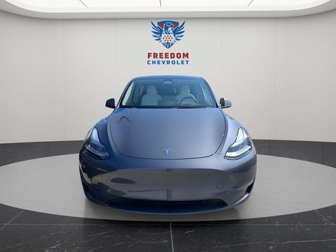 Used 2023 Tesla Model Y Long Range AWD/4WD image 33
