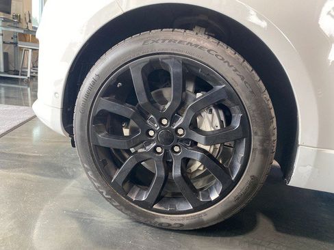 Used 2018 Land Rover Range Rover Sport HSE AWD/4WD image 12