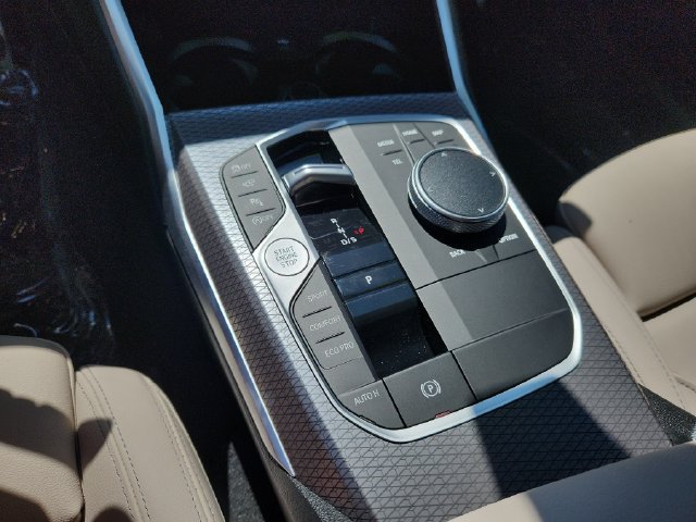 Used 2025 BMW M340i xDrive AWD/4WD image 19