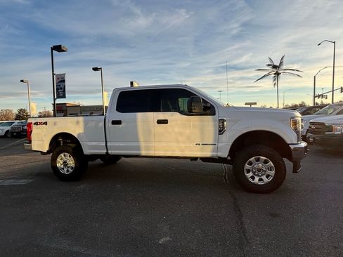 Used 2019 Ford F250 XLT image 3