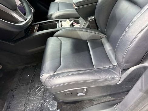 Used 2019 Tesla Model X Long Range AWD/4WD image 16
