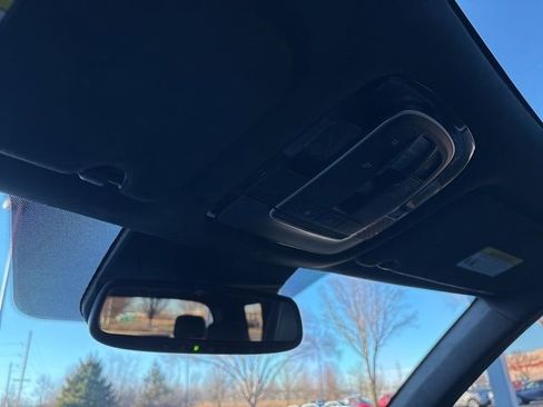 Used 2021 Hyundai Palisade Calligraphy image 11