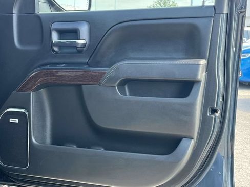 Used 2017 GMC Sierra 1500 SLT AWD/4WD image 25