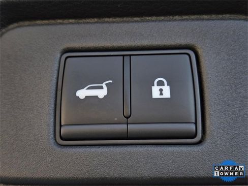 Used 2026 Nissan Rogue Platinum w/ Platinum Premium Package image 11