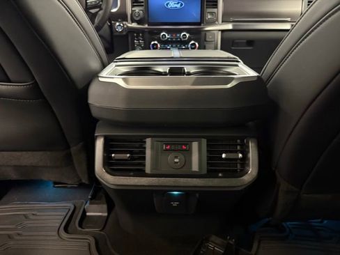 New 2025 Ford F150 Platinum w/ FX4 Off-Road Package image 17