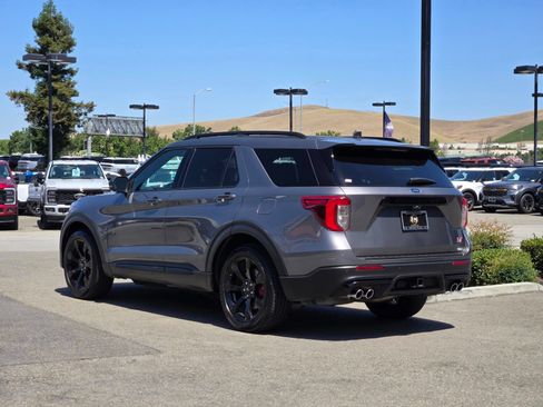 Certified 2021 Ford Explorer ST w/ Equipment Group 401A AWD/4WD image 6