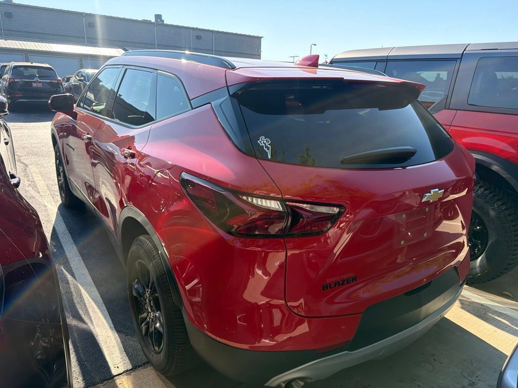 Used 2020 Chevrolet Blazer LT FWD image 4