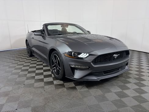 Used 2022 Ford Mustang Premium image 2