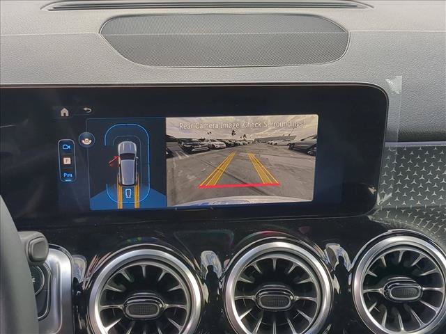 New 2026 Mercedes-Benz GLB 250 image 13