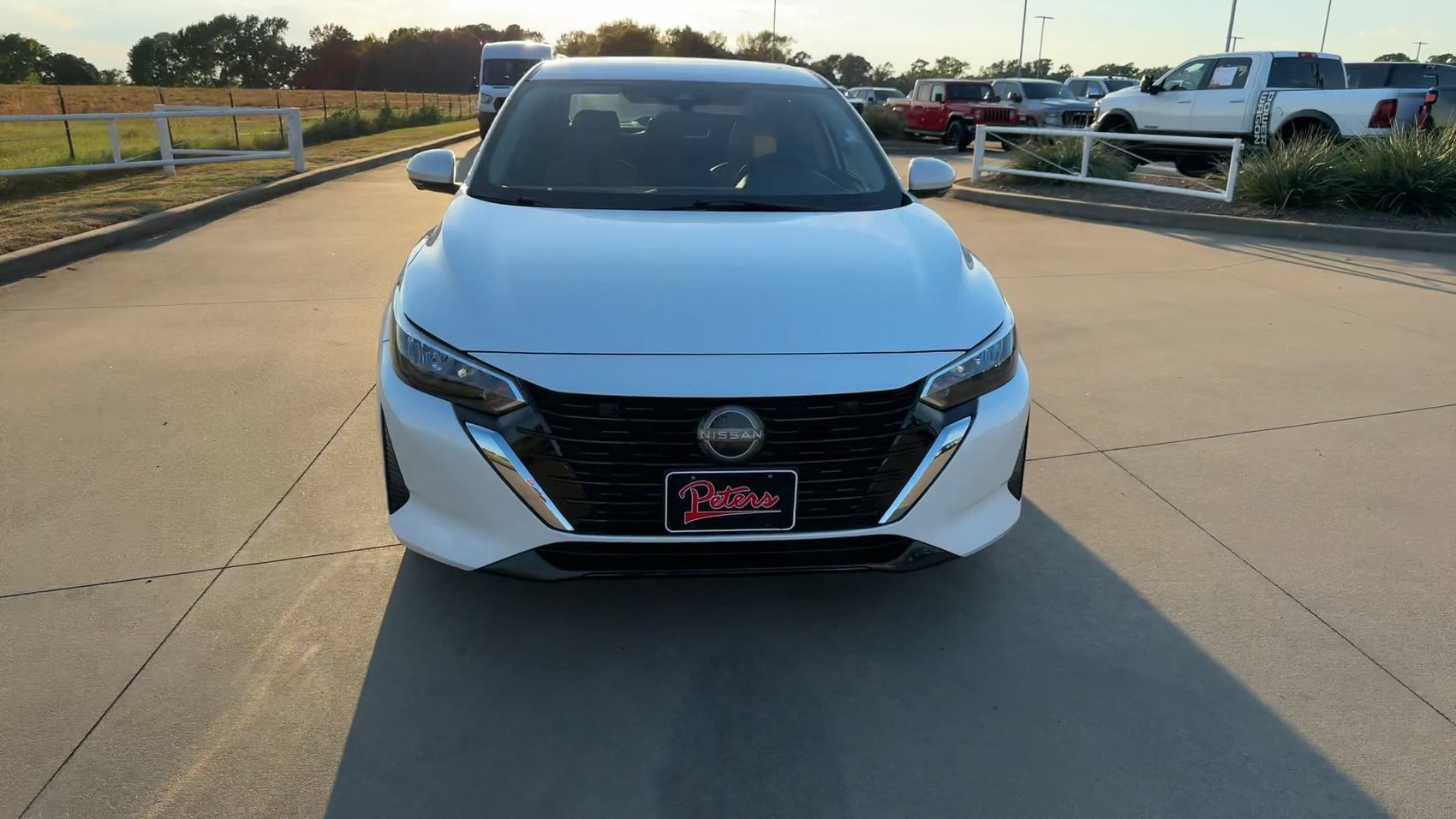 Used 2024 Nissan Sentra SV w/ SV Premium Package FWD image 4