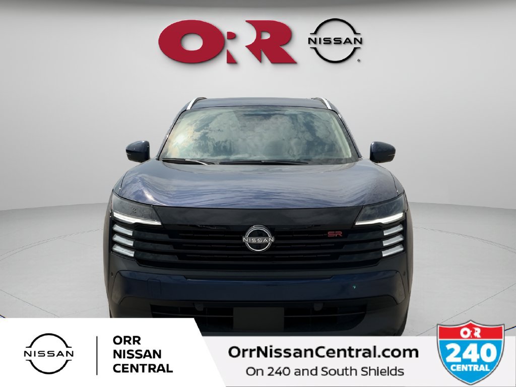 Used 2025 Nissan Kicks SR FWD image 2