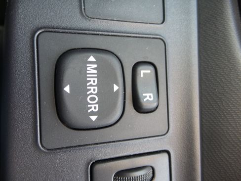 Used 2013 Toyota Prius C One FWD image 16