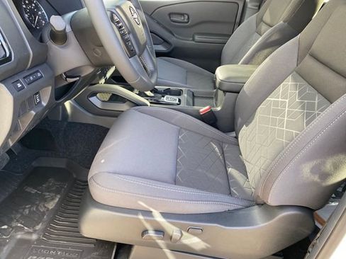 New 2026 Nissan Frontier SV image 10