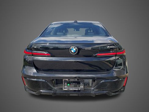 New 2026 BMW 740i xDrive AWD/4WD image 7