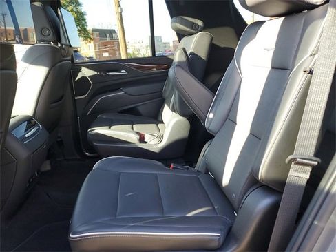 Used 2021 Cadillac Escalade Premium Luxury w/ Driver Assist Tech Package image 29