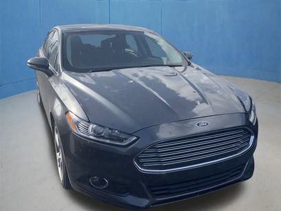 Used 2016 Ford Fusion SE