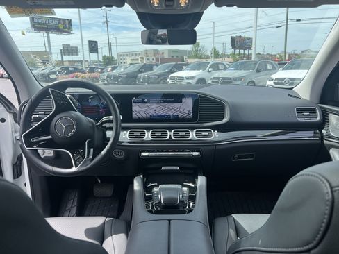 Certified 2024 Mercedes-Benz GLE 350 4MATIC w/ AMG Line Exterior image 29
