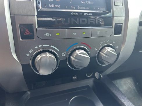 Used 2019 Toyota Tundra SR5 w/ SR5 Upgrade Package image 25