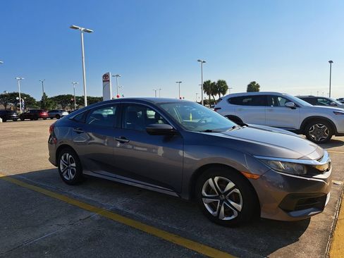 Used 2017 Honda Civic LX image 3