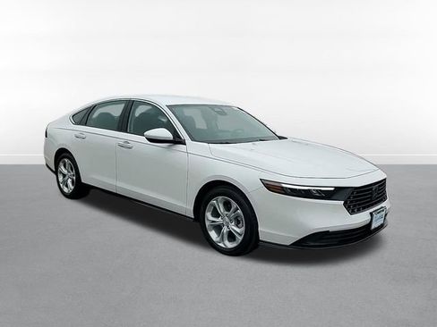 Used 2024 Honda Accord LX image 3