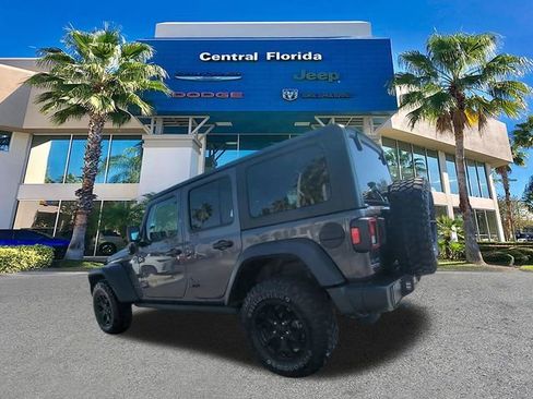 Certified 2023 Jeep Wrangler Unlimited image 7