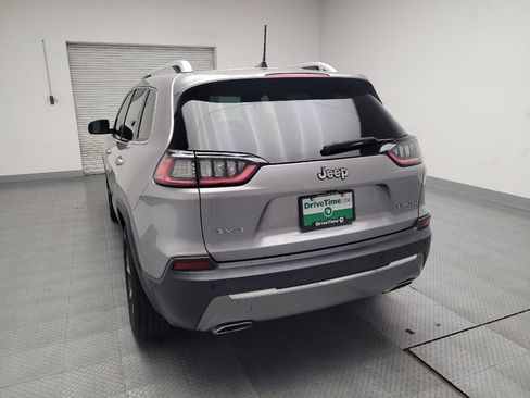 Used 2019 Jeep Cherokee Limited w/ Luxury Group image 6