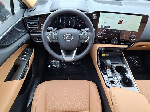 Used 2025 Lexus NX 350 AWD w/ Premium Package image 12