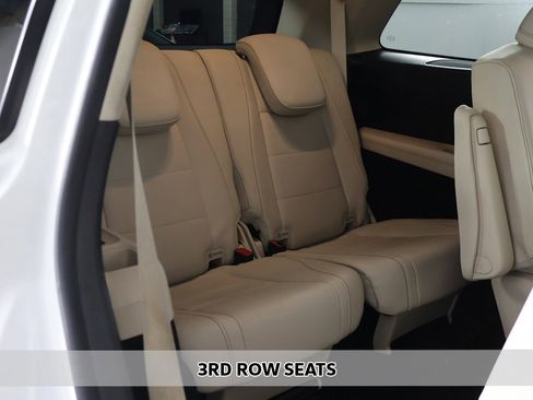 Used 2023 Mercedes-Benz GLS 450 4MATIC w/ AMG Line Exterior image 10