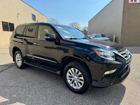 Used 2016 Lexus GX 460 w/ Premium Package AWD/4WD image 12