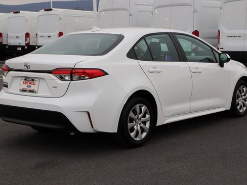 Used 2024 Toyota Corolla LE image 6